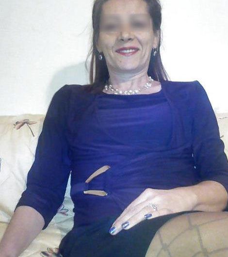 Jolie femme corse de 51 ans a un cœur à prendre