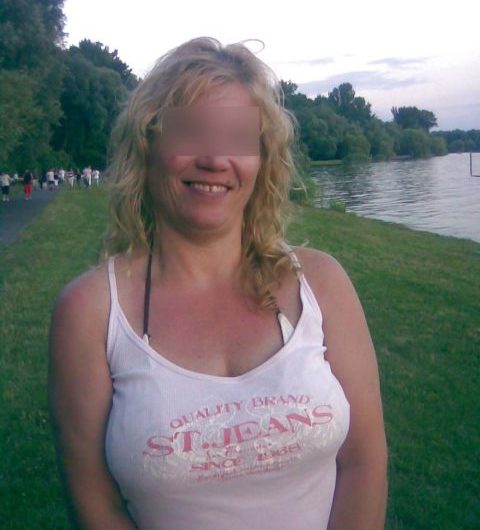 Belle femme cougar accepte rendez-vous avec h de moins de 30 ans