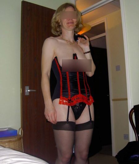 Brigitte, coquine mariée cherche une rencontre extraconjugale