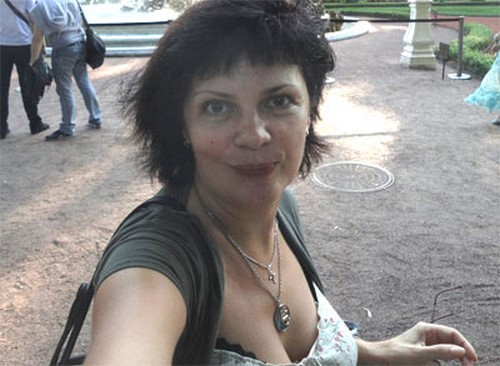 Femme cougar recherche partenaire pour un plan cul mature régulier