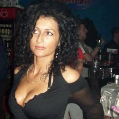 F mariée recherche aventure coquine adultère dans le 76 avec garçon + jeune
