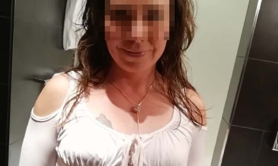 Maman à la chatte poilue sur Antibes pour plan cul discret