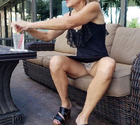 Cherche plan cul Rennes – cougar gourmande qui aime la fiesta
