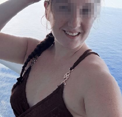 Cougar Parisienne en chaleur cherche jeunes mecs virils