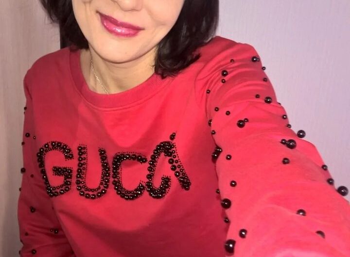 Jolie mature eurasienne de Vannes pour jeune étalon
